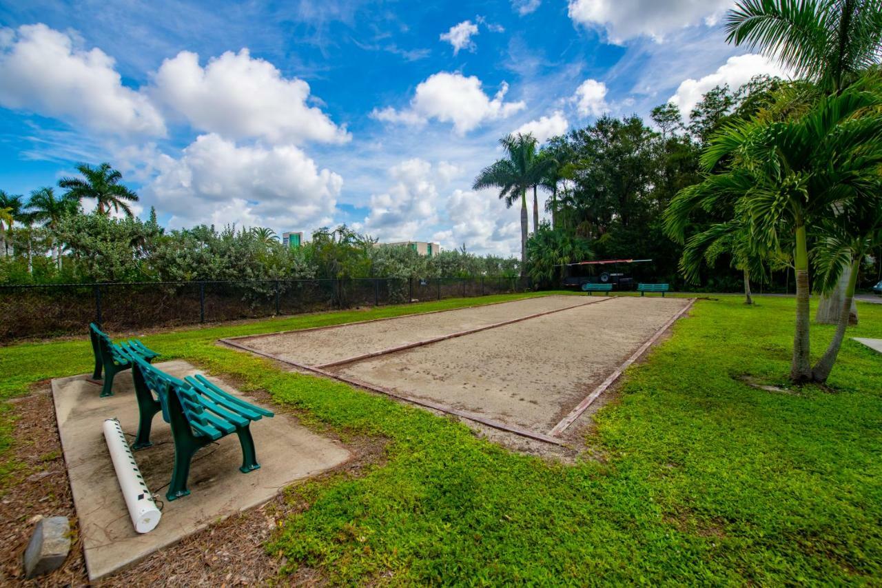 Naples Manor Naples Rv Resort מראה חיצוני תמונה