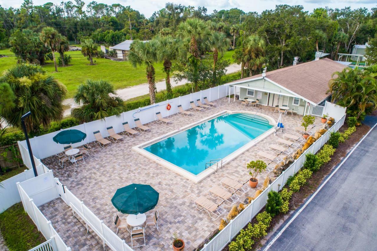Naples Manor Naples Rv Resort מראה חיצוני תמונה